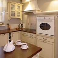 Traditional Whitewash Kitchen