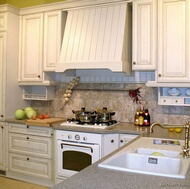 Traditional Whitewash Kitchen