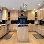 Traditional Whitewash Kitchen