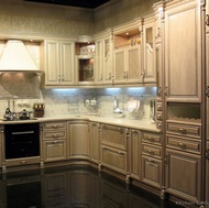 Traditional Whitewash Kitchen