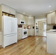 Traditional Whitewash Kitchen